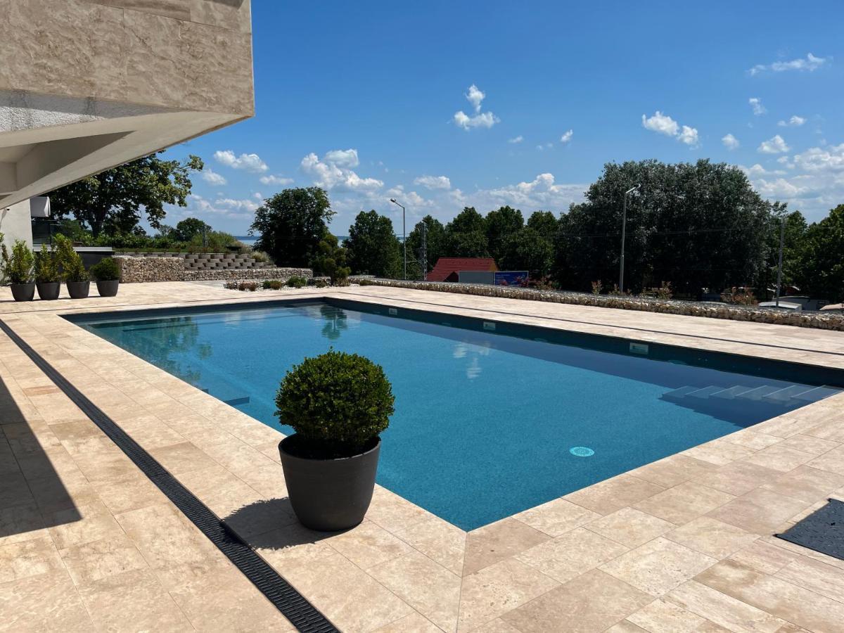 Club Panorama Premium Apartment Alsoors Bagian luar foto