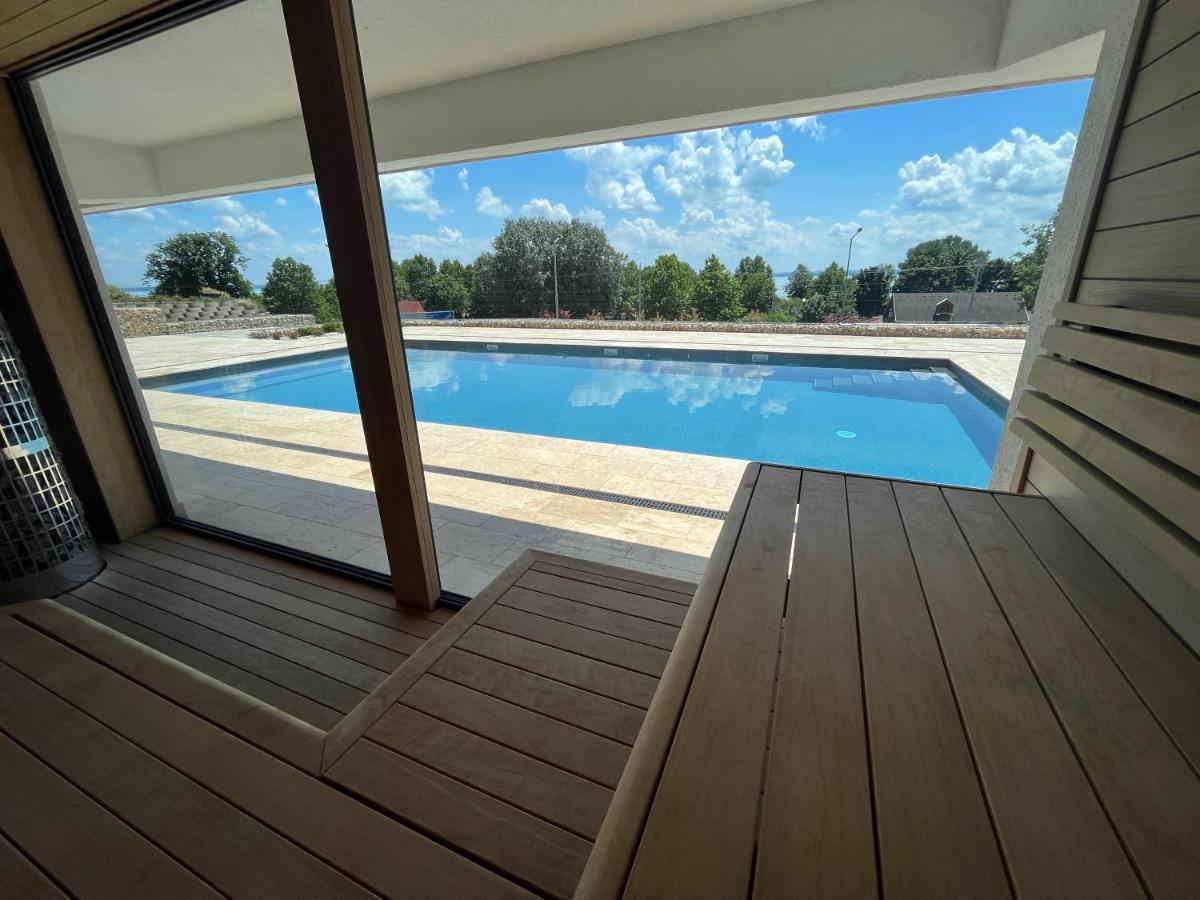 Club Panorama Premium Apartment Alsoors Bagian luar foto